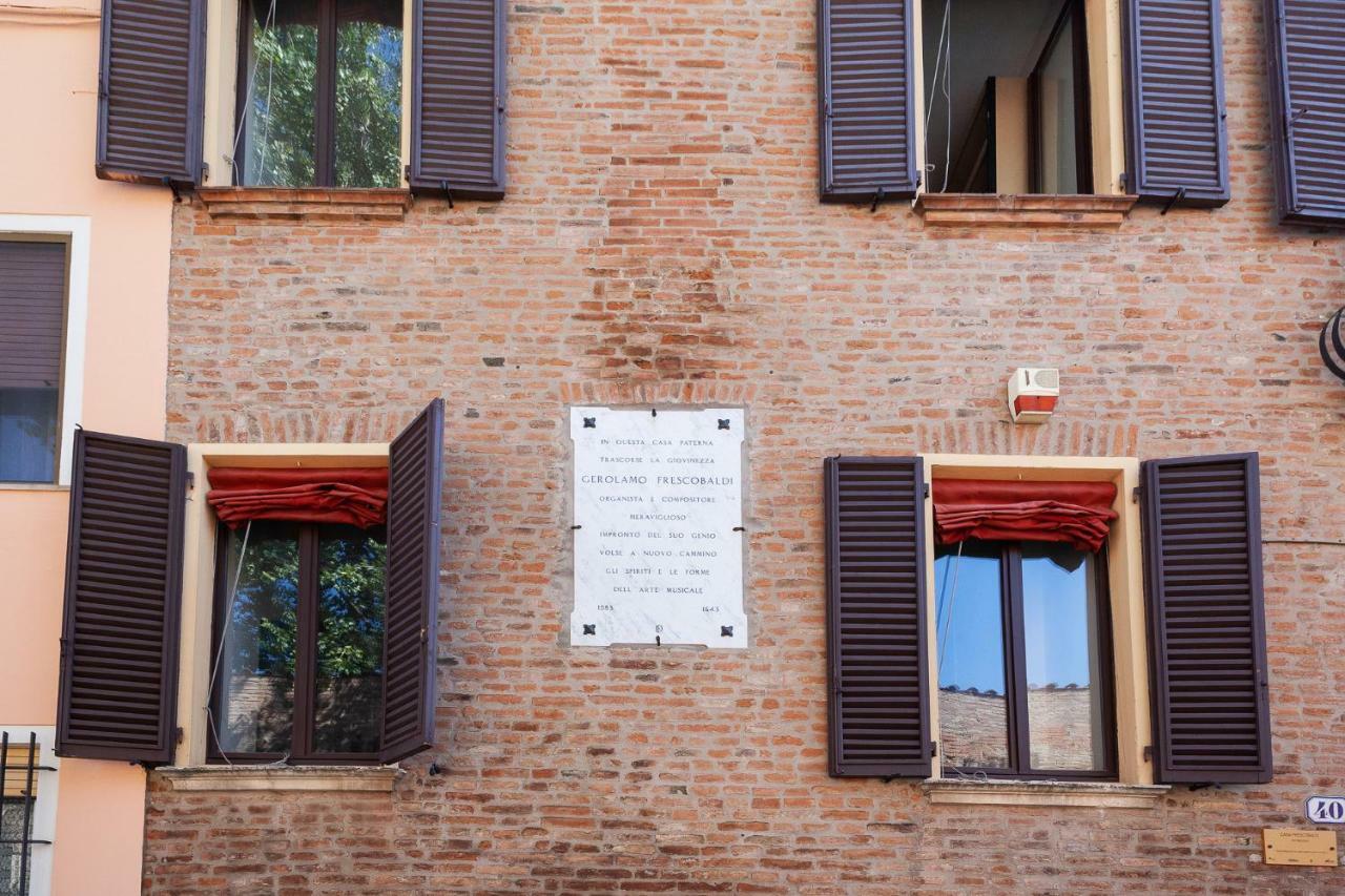 Duplex Apartment in pieno centro Ferrara Esterno foto