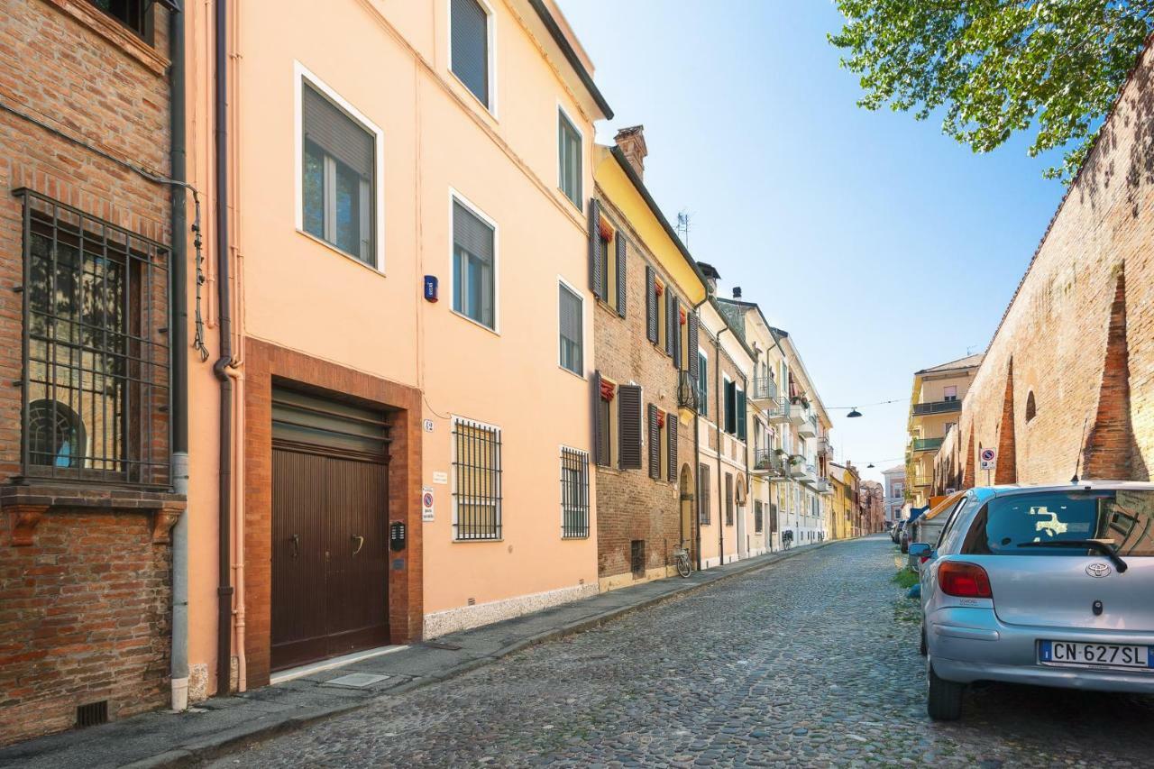 Duplex Apartment in pieno centro Ferrara Esterno foto